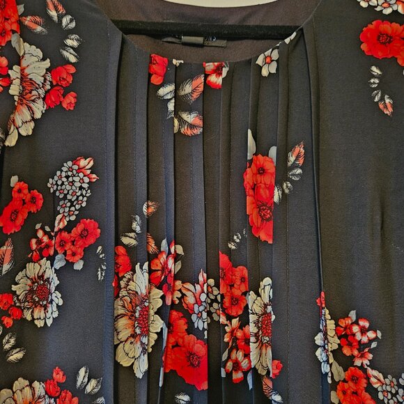 Perceptions Short Sleeved Floral Border Print Shift Dress Pleat Bodice Size XL - Picture 3 of 7